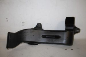 17814911 – 4M0819804A – Luchtgeleider