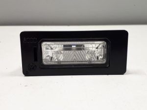 20821103 – 8T0943021 – Registration plate light