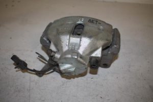 17806736 – 8E0615124A – Remklauw (Tang) rechts-voor