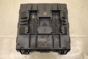 17798758 – 7H0937086P – Computer Body Control