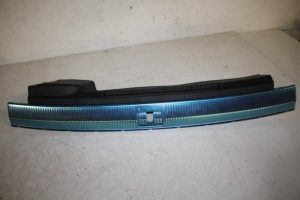 17819466 – 4M0864483K4PK – Abdeckung Stürmer Keil hinten