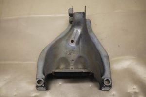 17801263 – 4G0399060G – Steun (diversen)