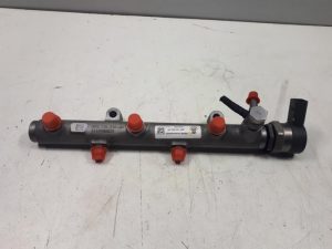 21474101 – 059130090AH – Brandstofverdeler