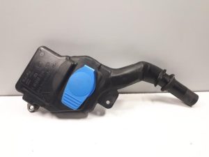 19616194 – 8T1955463B – Front windscreen washer reservoir