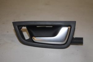 17833278 – 4E08370207PE – Türgriff 4-türig rechts vorne