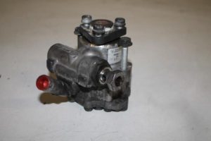 17826445 – 4E0145156B – Power steering pump