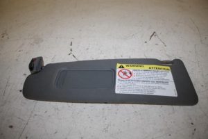 17814136 – 8N8857551A17L – Zonneklep