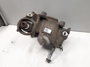 22007303 – 4H0505432D – Fusee rechts-achter