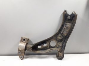 20794484 – 1K0407166C – Draagarm rechts-voor