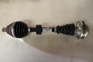 17794509 – 5Q0407271BM – Antriebswelle links vorne