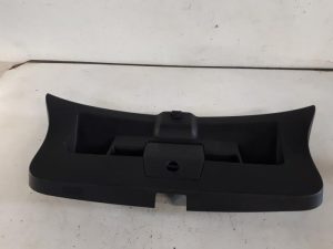 19446229 – 2G6867601C82V – Bekleding Achterklep