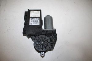 17826223 – 8E2959801F – Fenstermotor Tür