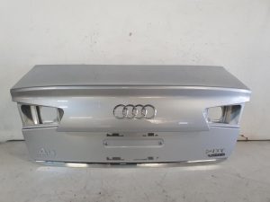 20822352 – 4G5827023CZ7G – Achterklep