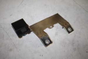 17821416 – 8X0035503B – GPS antenna