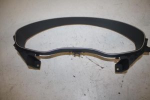 17806181 – 4G1857115B6PS – Kilometerteller sierlijst