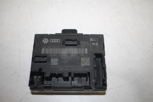 17828757 – 4G8959793H – Centrale Deurvergrendelings Module