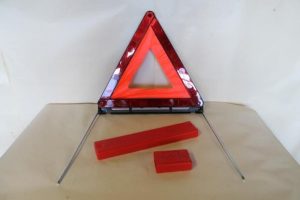 17790945 – 8D9860251B – Gevarendriehoek