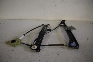 17811198 – 4G8837462B – Window mechanism 4-door, front right