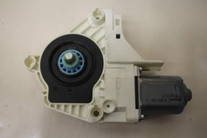 17796822 – 8K0959812A – Raammotor Portier