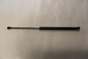 17786349 – 6X0827550A – Gasdemper Motorkap links