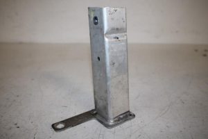 17808842 – 4G0805528A – Frontdeel steun