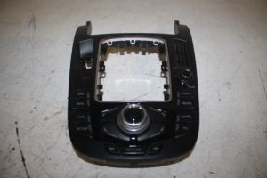 17808170 – 8T0919609FWFX – Regelunit Multi Media