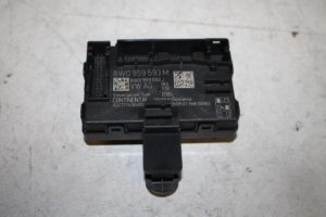 17822879 – 8W0959593M – Centrale Deurvergrendelings Module