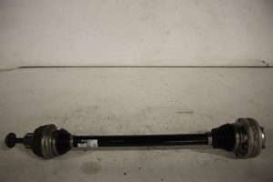 17832103 – 8R0501203C – Antriebswelle links hinten