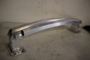 17823644 – 4KE807309B – Bumperframe achter