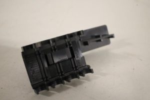 17818116 – 8W0937545A – Steun (diversen)