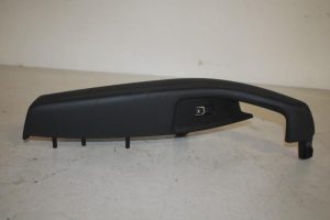 17804320 – 4H0867374C25D – Armlehne