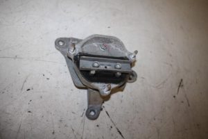 17812922 – 8K0399115BK – Getriebe Halterung