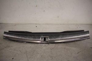 17813515 – 8R0864483C4PK – Abdeckung Stürmer Keil hinten