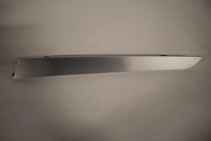17802610 – 8K0867420F1NK – Zierleiste