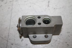 17812601 – 8K0820679B – AC expansion valve