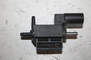 17815630 – 06H906283B – Vacuum ventiel