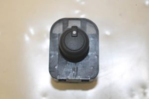 17797210 – 8V0959565NV6 – Spiegel Schakelaar