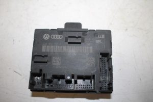 17830330 – 4G8959792J – Centrale Deurvergrendelings Module