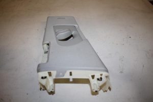 17828029 – 4K8867243A3FW – Stijl midden-links