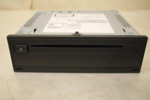 17797837 – 8V0035870B – Regelunit Multi Media