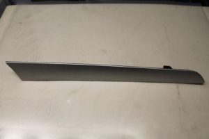 17794759 – 8K0867419LAR8 – Zierleiste