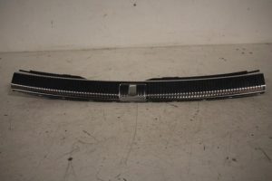 17808809 – 4G98644834PK – Afdekking slotvanger achter