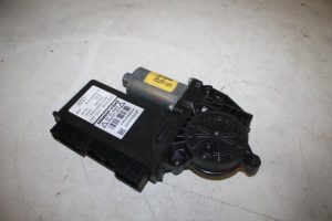 17821577 – 8H2959801D – Door window motor
