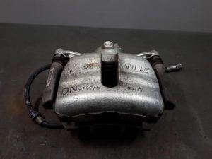 21230853 – 8V0615124D – Remklauw (Tang) rechts-voor