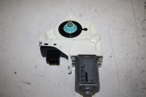 17815858 – 4F0959801F – Door window motor