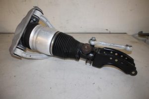 17827638 – 7L8616039 – Schokdemper links-voor