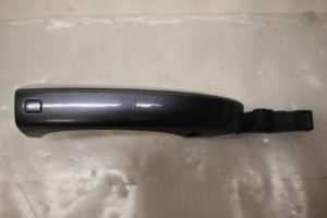 17797433 – 4H0837206B – Portiergreep 4Deurs rechts-voor