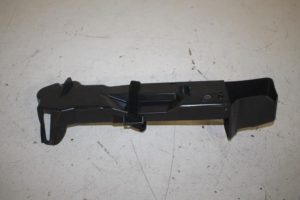 17810210 – 4G0011215B – Steun (diversen)