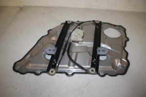 17819281 – 4E0839849 – Rear door window mechanism 4-door, left