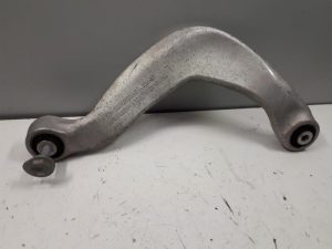 18802695 – 8K0505323H – Draagarm boven links-achter